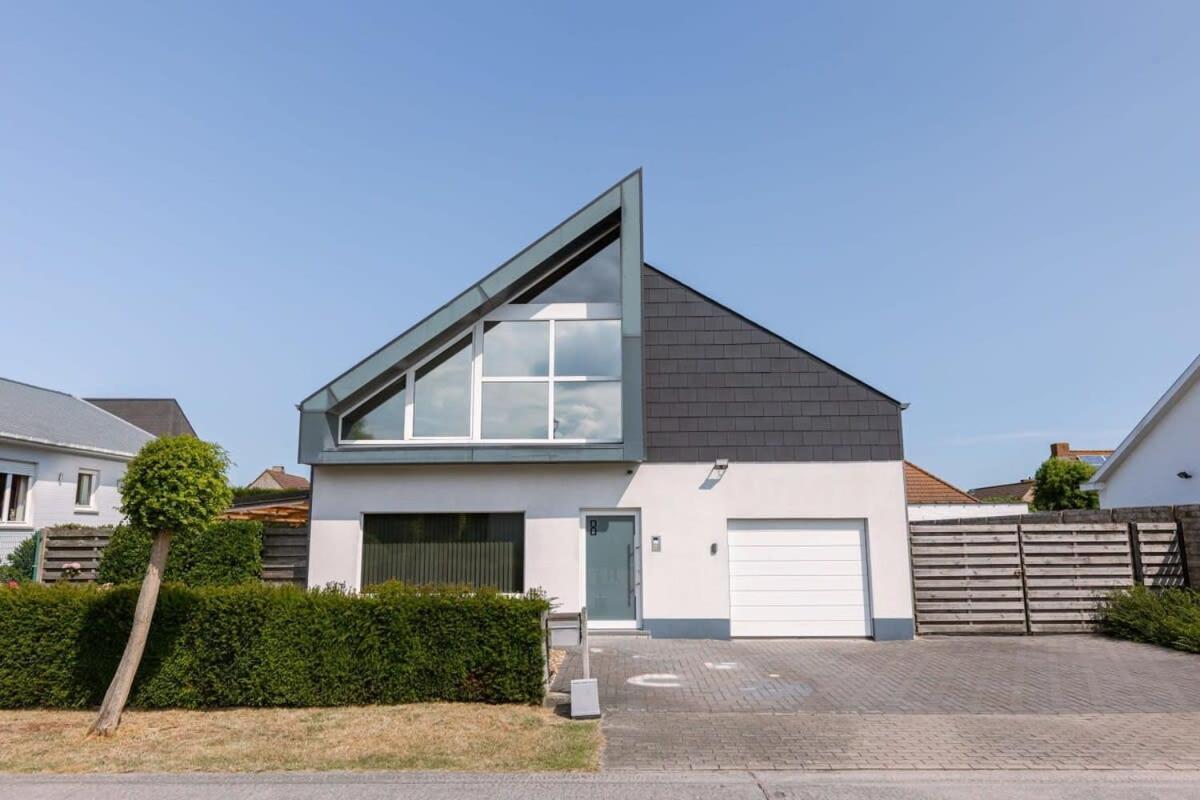 Spacious House With Garden And Parking Villa Blankenberge Exterior photo